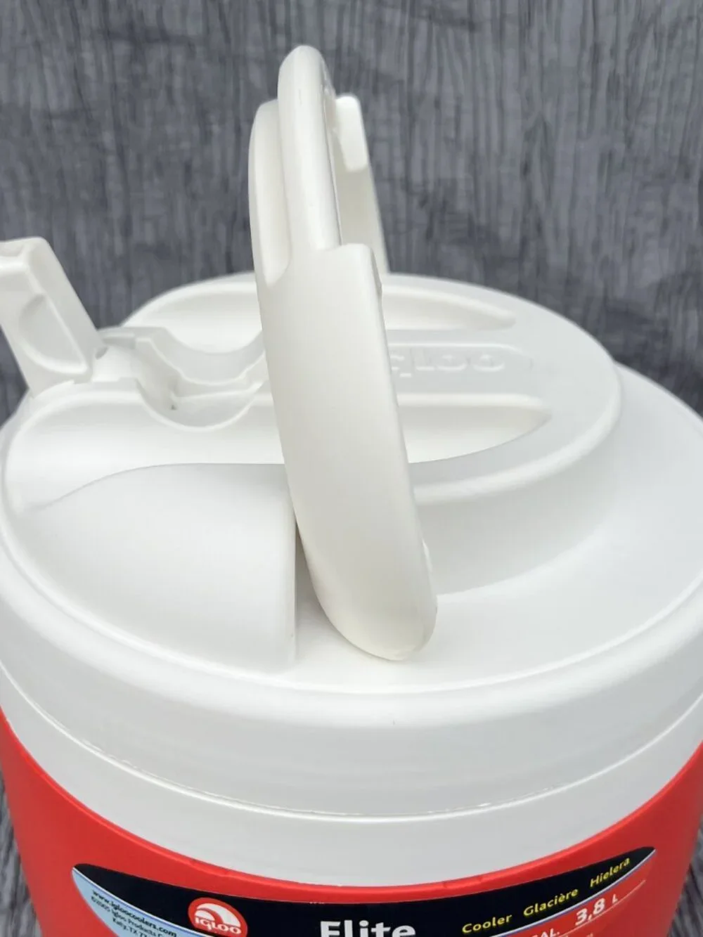 Vtg IGLOO Elite 1 gallon Water Cooler Dog K9 Training Drinking Red & White USA